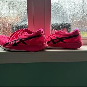 ASICS metaracer wore 4 times